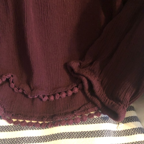 Maroon cold shoulder top - Picture 2 of 5